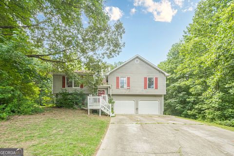 Photo of 554 Oak Landing Circle, Douglasville, GA 30134 (MLS # 10522520)