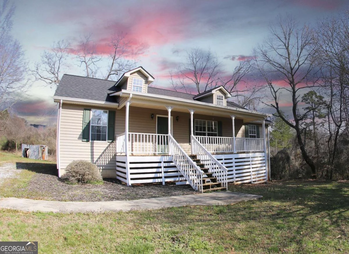 5523 Green Circle
