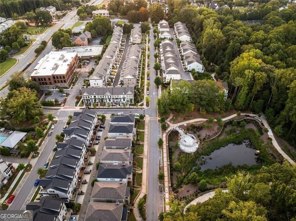 Towns On Thompson - Residential