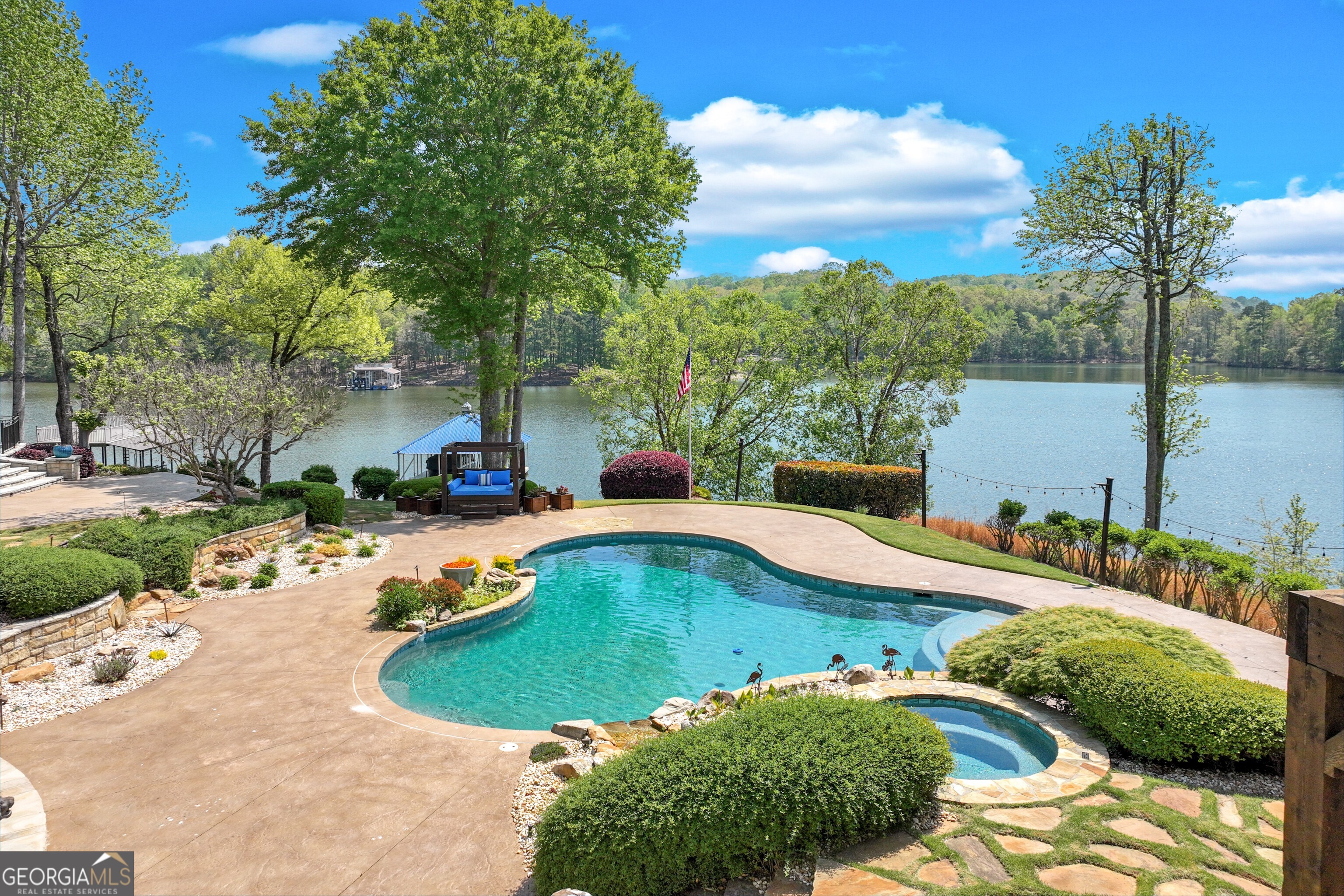 Lake Lanier Estate - Residential