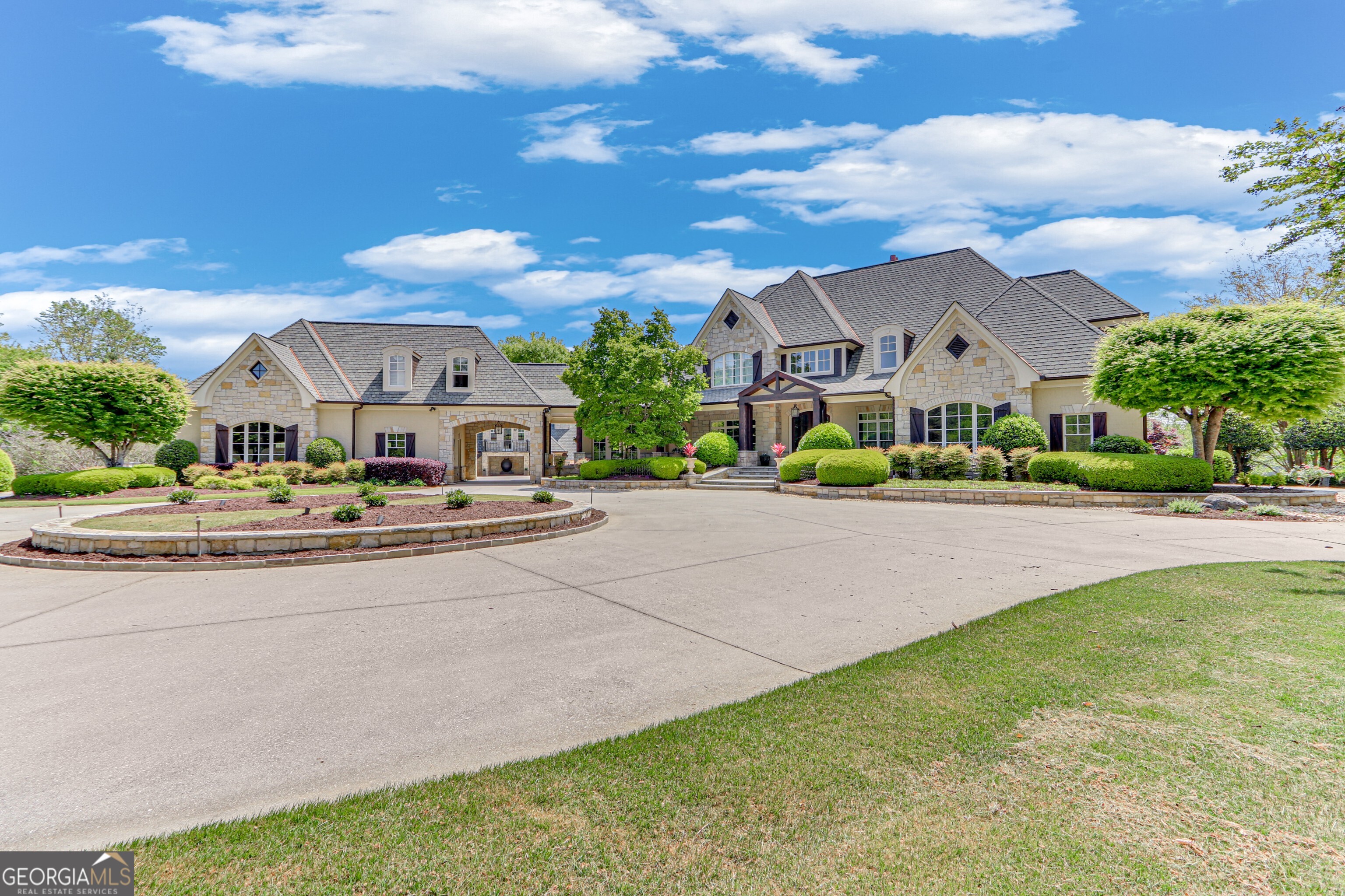 Lake Lanier Estate - Residential