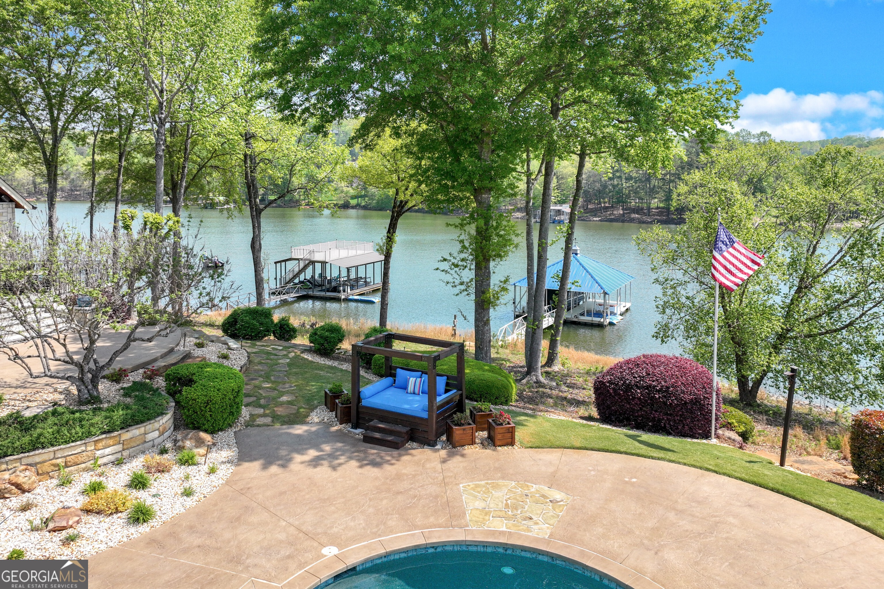 Lake Lanier Estate - Residential