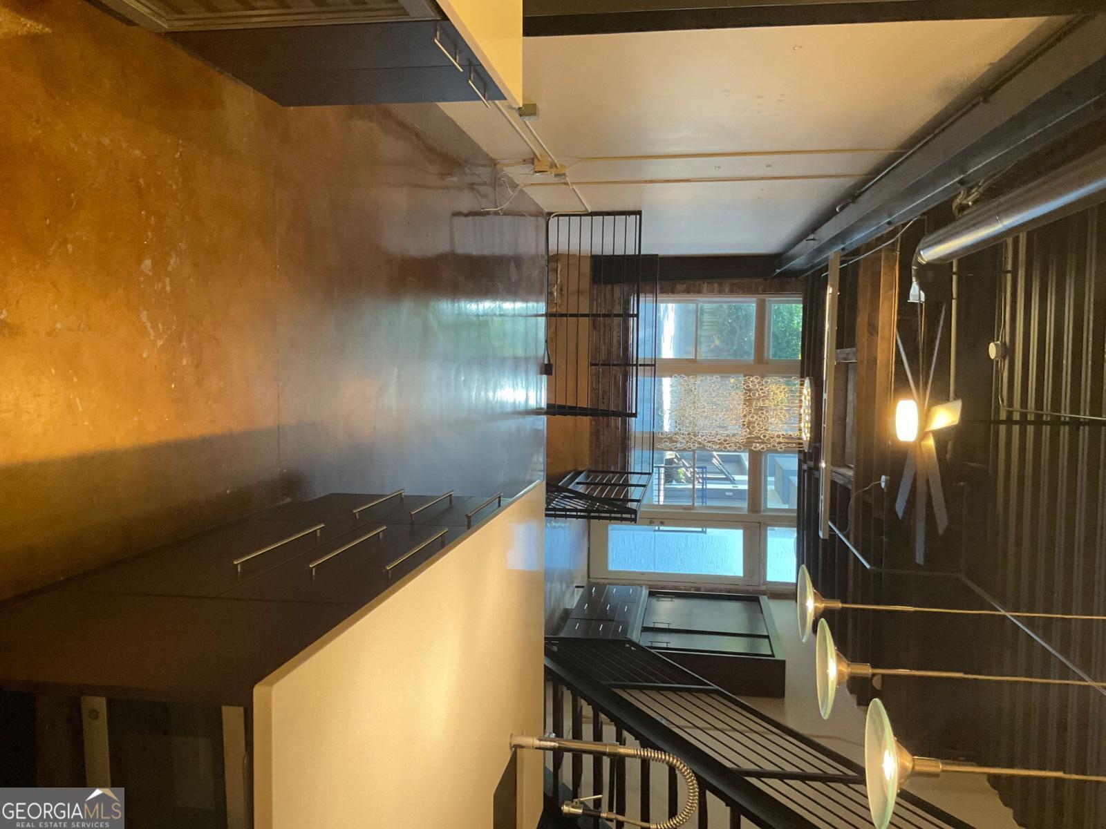 675 Greenwood AVE NE 109