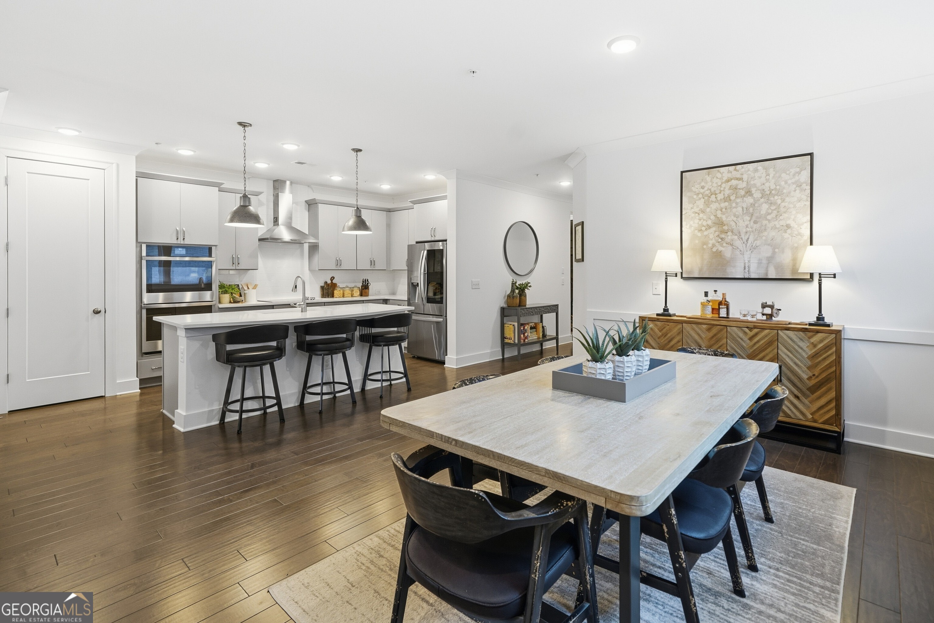 209 Floral Valley DR