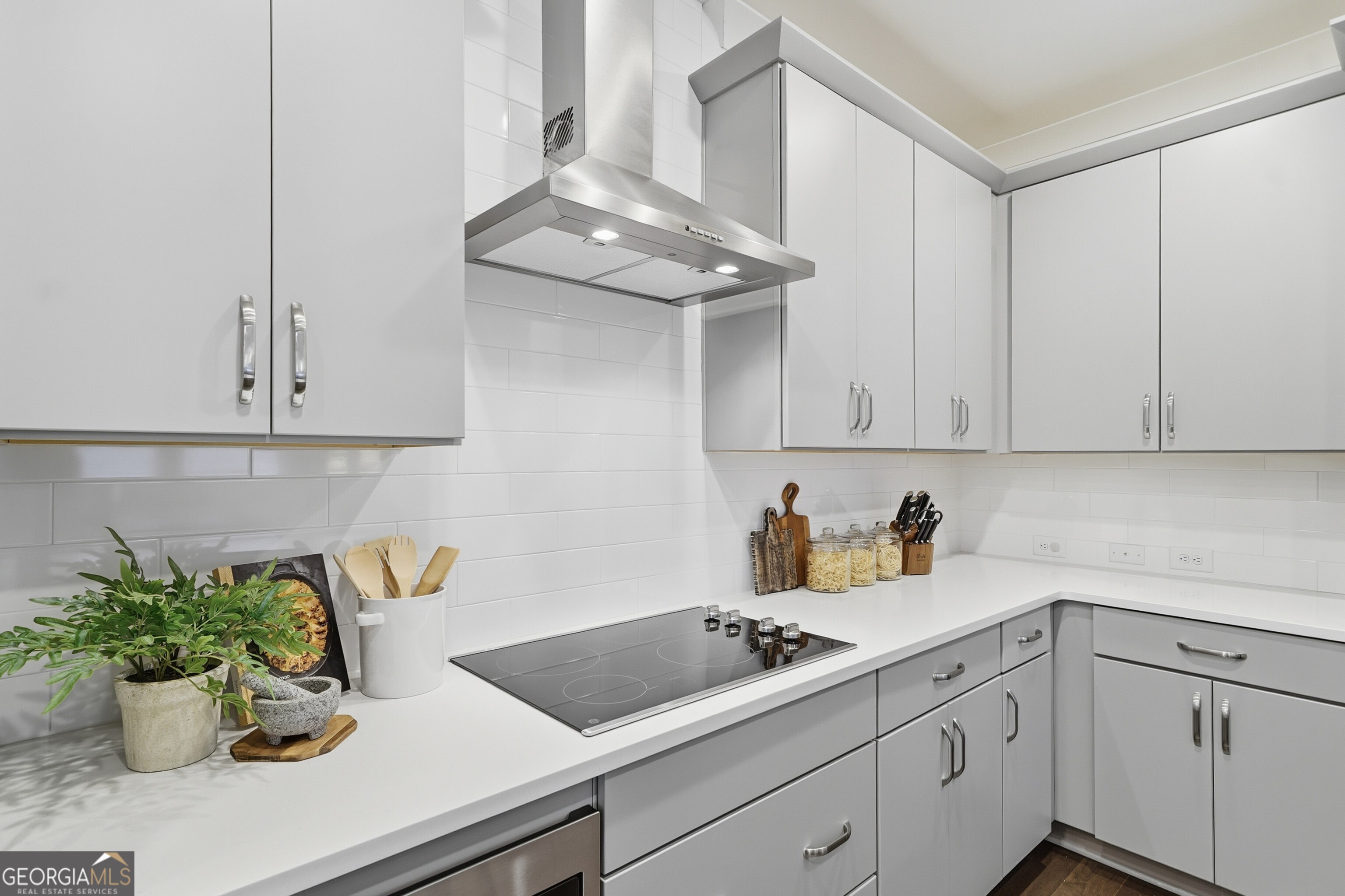 209 Floral Valley DR