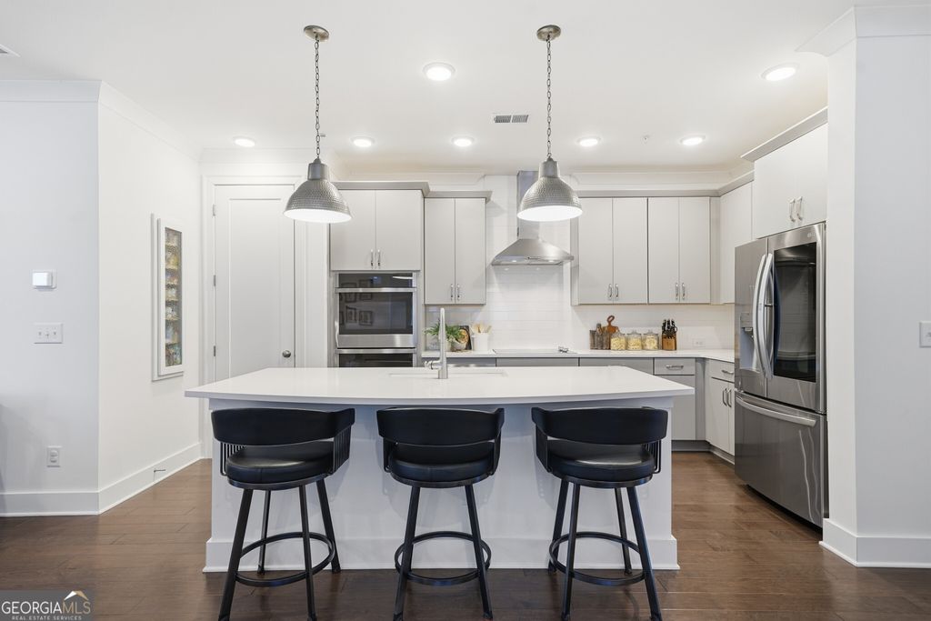 Photo of 209 Floral Valley Dr, Woodstock, GA 30188 (MLS # 10677703)