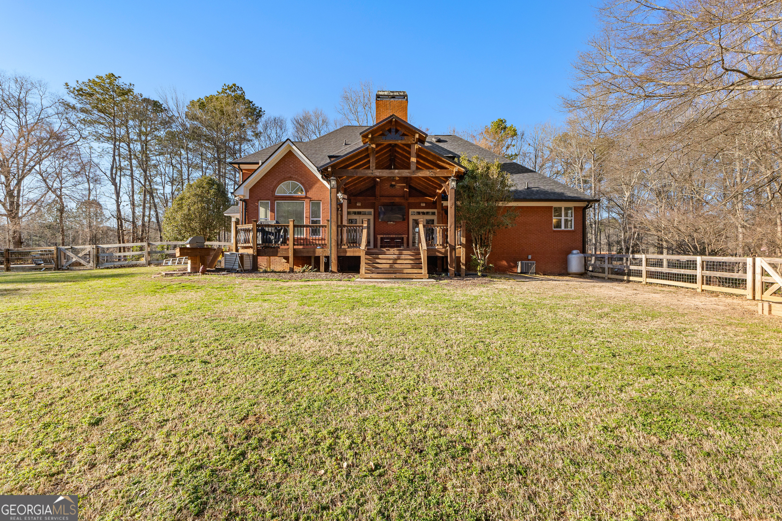 Fayetteville, Georgia 30215, United States, 5 Bedrooms Bedrooms, ,5 BathroomsBathrooms,Residential,Active,77703