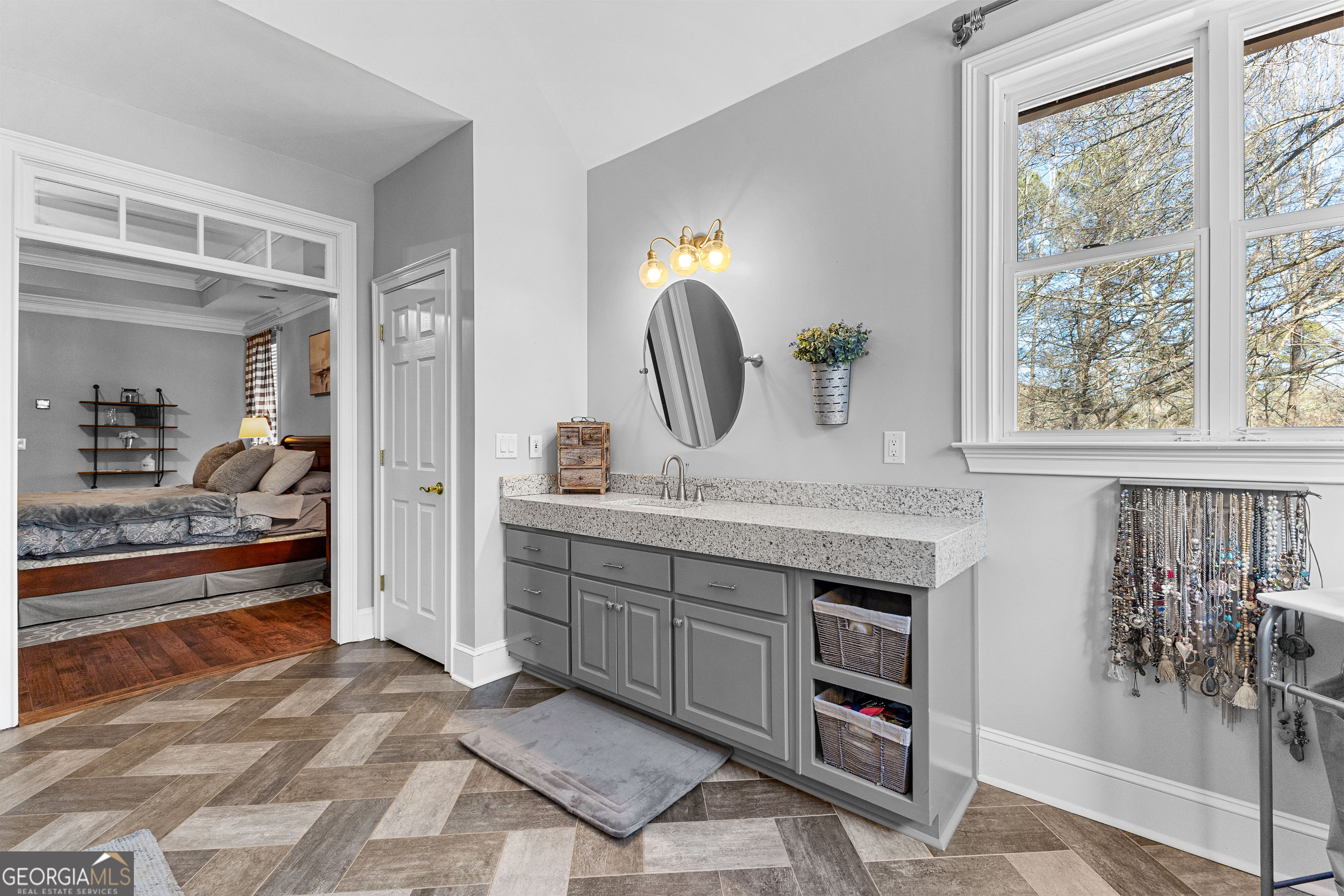 Fayetteville, Georgia 30215, United States, 5 Bedrooms Bedrooms, ,5 BathroomsBathrooms,Residential,Active,77703