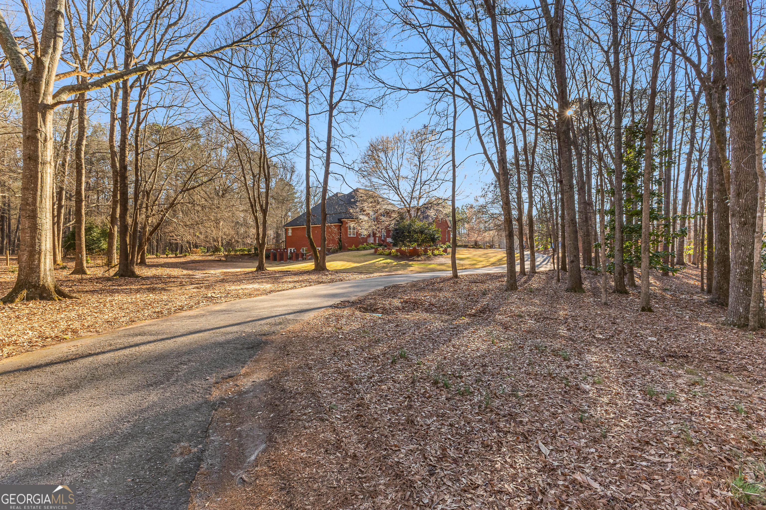 Fayetteville, Georgia 30215, United States, 5 Bedrooms Bedrooms, ,5 BathroomsBathrooms,Residential,Active,77703