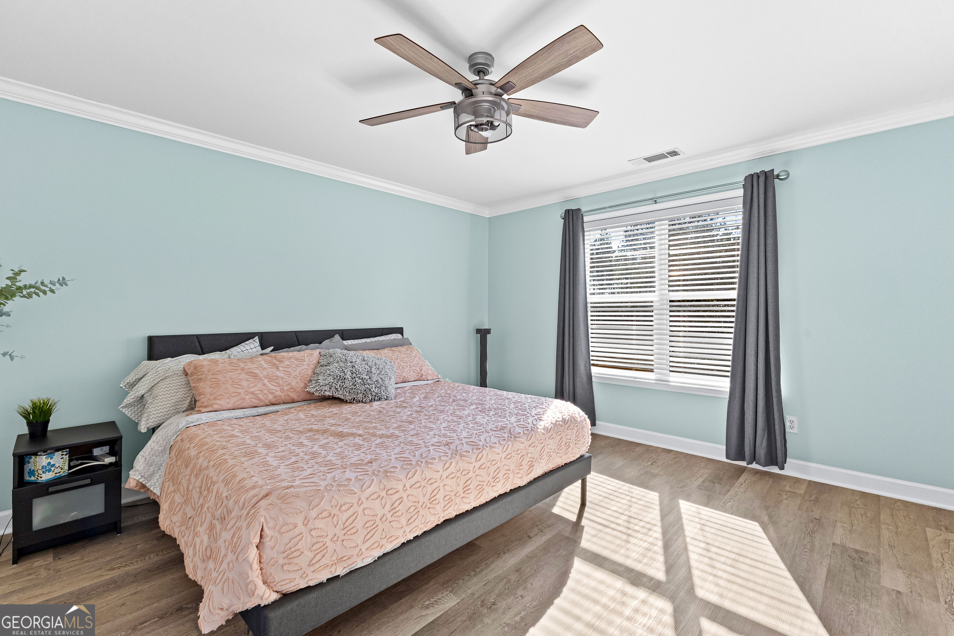 Fayetteville, Georgia 30215, United States, 5 Bedrooms Bedrooms, ,5 BathroomsBathrooms,Residential,Active,77703