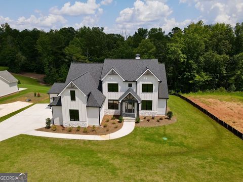 A home in Newnan