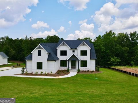 A home in Newnan