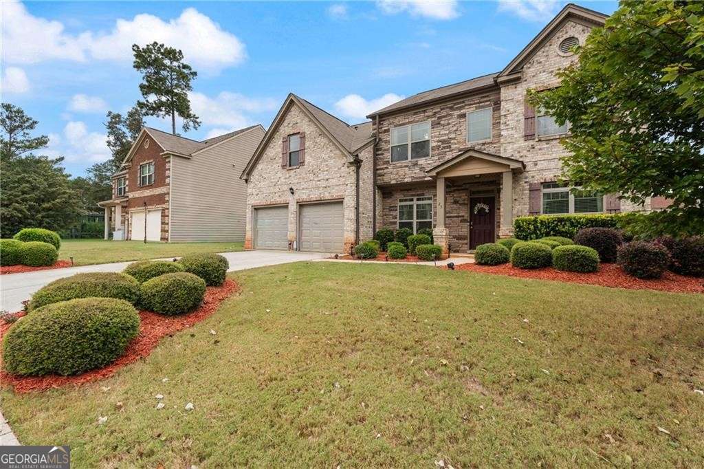 25 Mary Jane LN