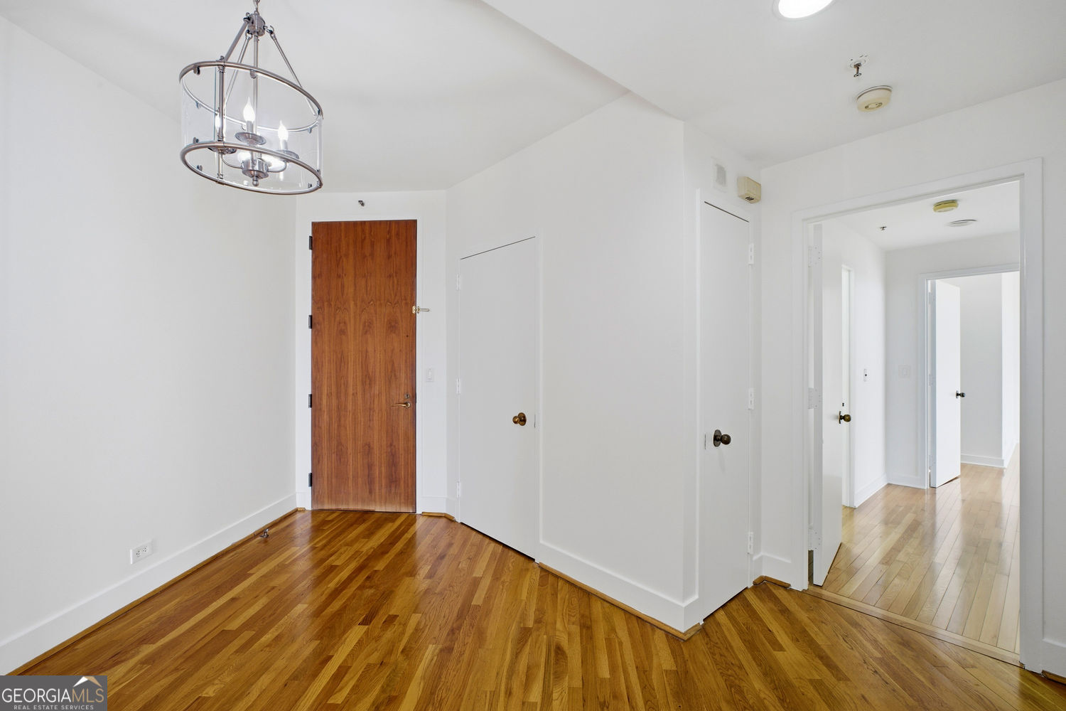 2660 Peachtree RD NW 9G