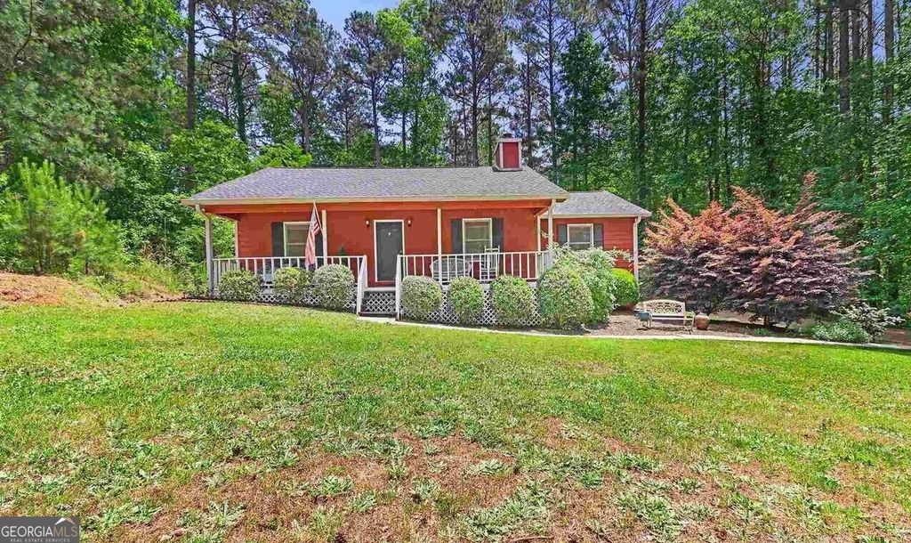 Photo of 468 Davis Road, Fayetteville, GA 30215 (MLS # 10706581)