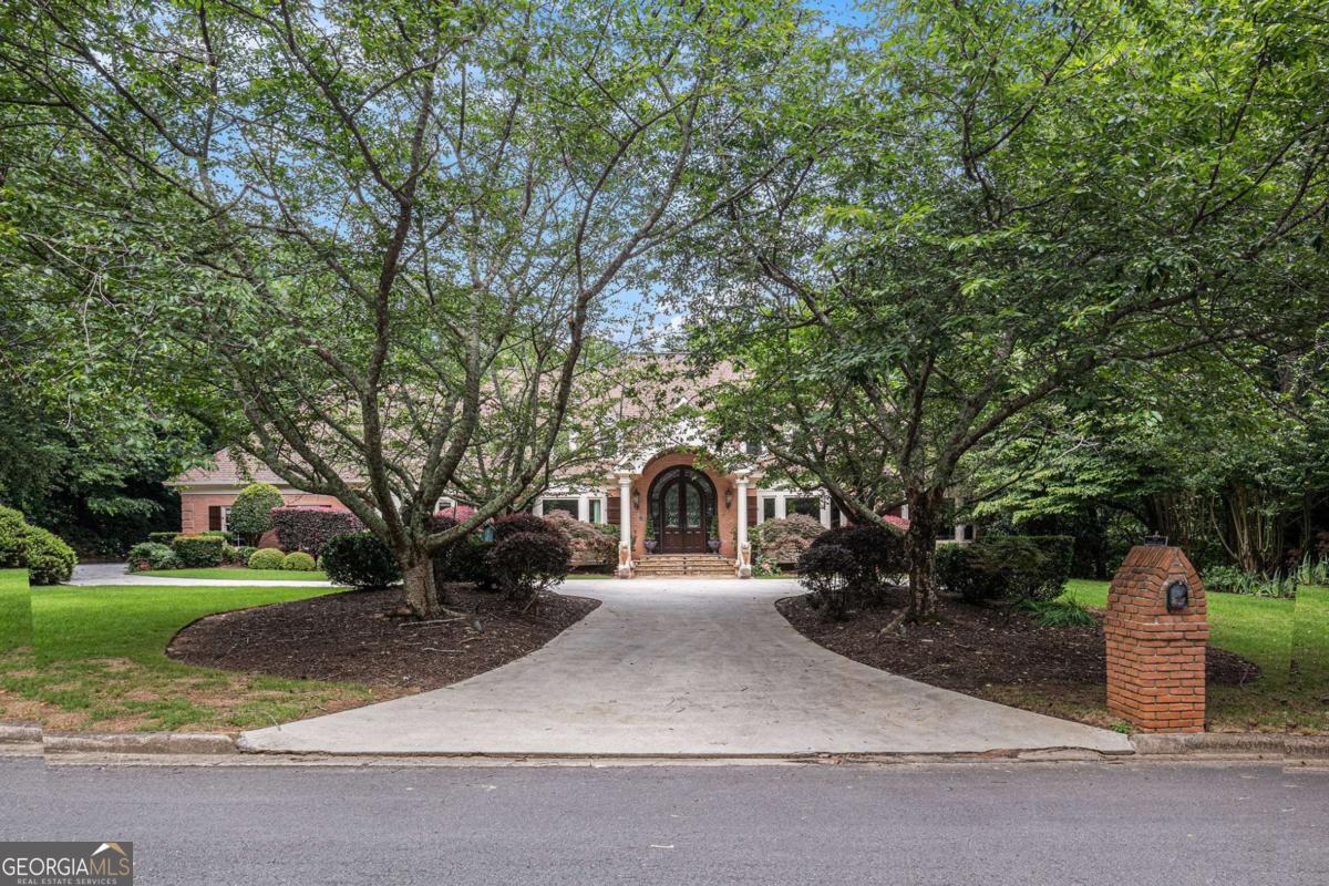 7660 Treeridge CT