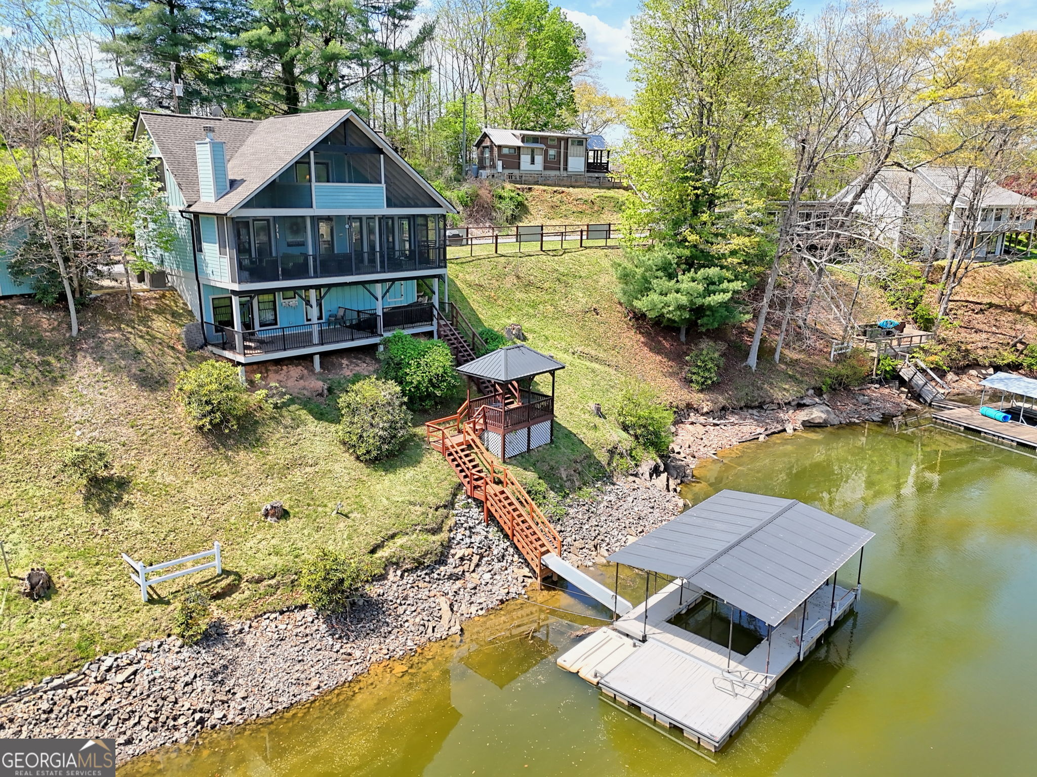 Hayesville, North Carolina, 28904, United States, 3 Bedrooms Bedrooms, ,4 BathroomsBathrooms,Residential,Active,2038121
