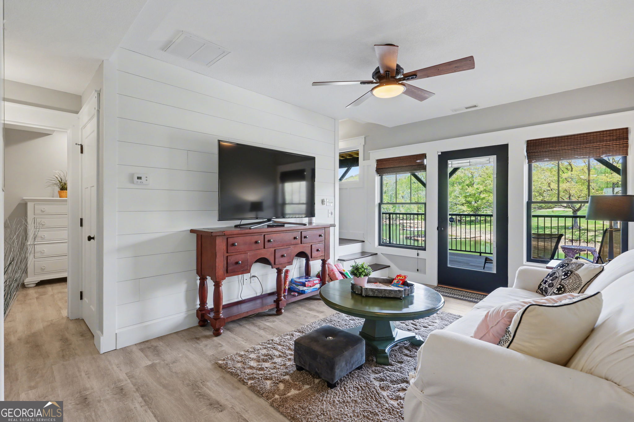 Hayesville, North Carolina, 28904, United States, 3 Bedrooms Bedrooms, ,4 BathroomsBathrooms,Residential,Active,2038121