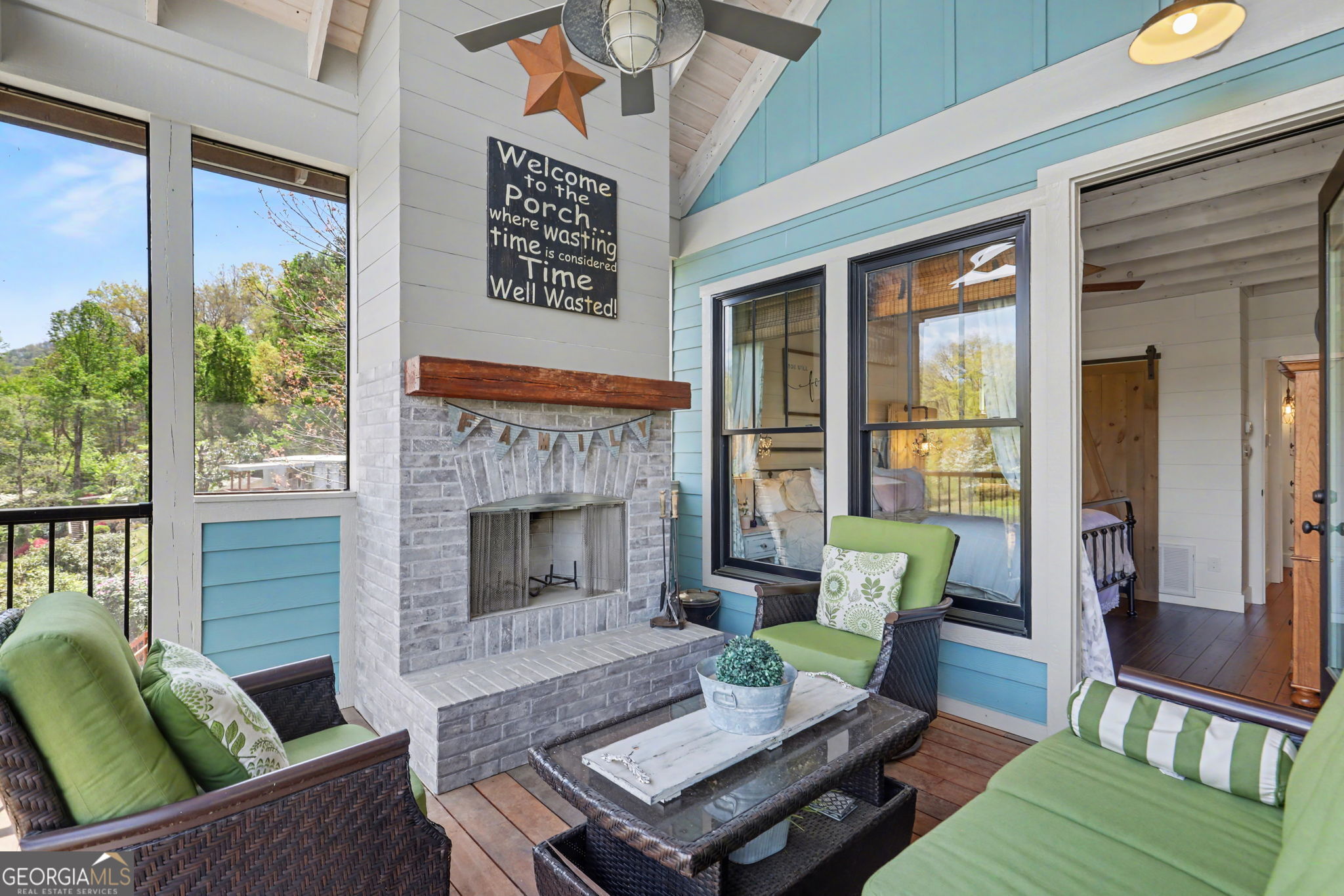 Hayesville, North Carolina, 28904, United States, 3 Bedrooms Bedrooms, ,4 BathroomsBathrooms,Residential,Active,2038121