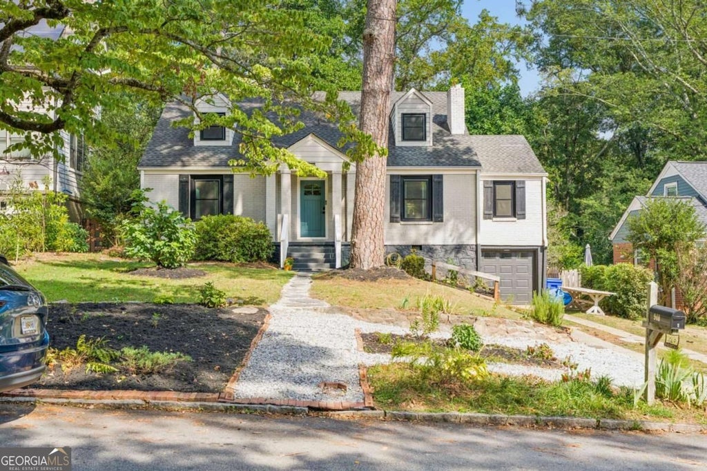 Photo of 940 S McDonough Street, Decatur, GA 30030 (MLS # 10842959)