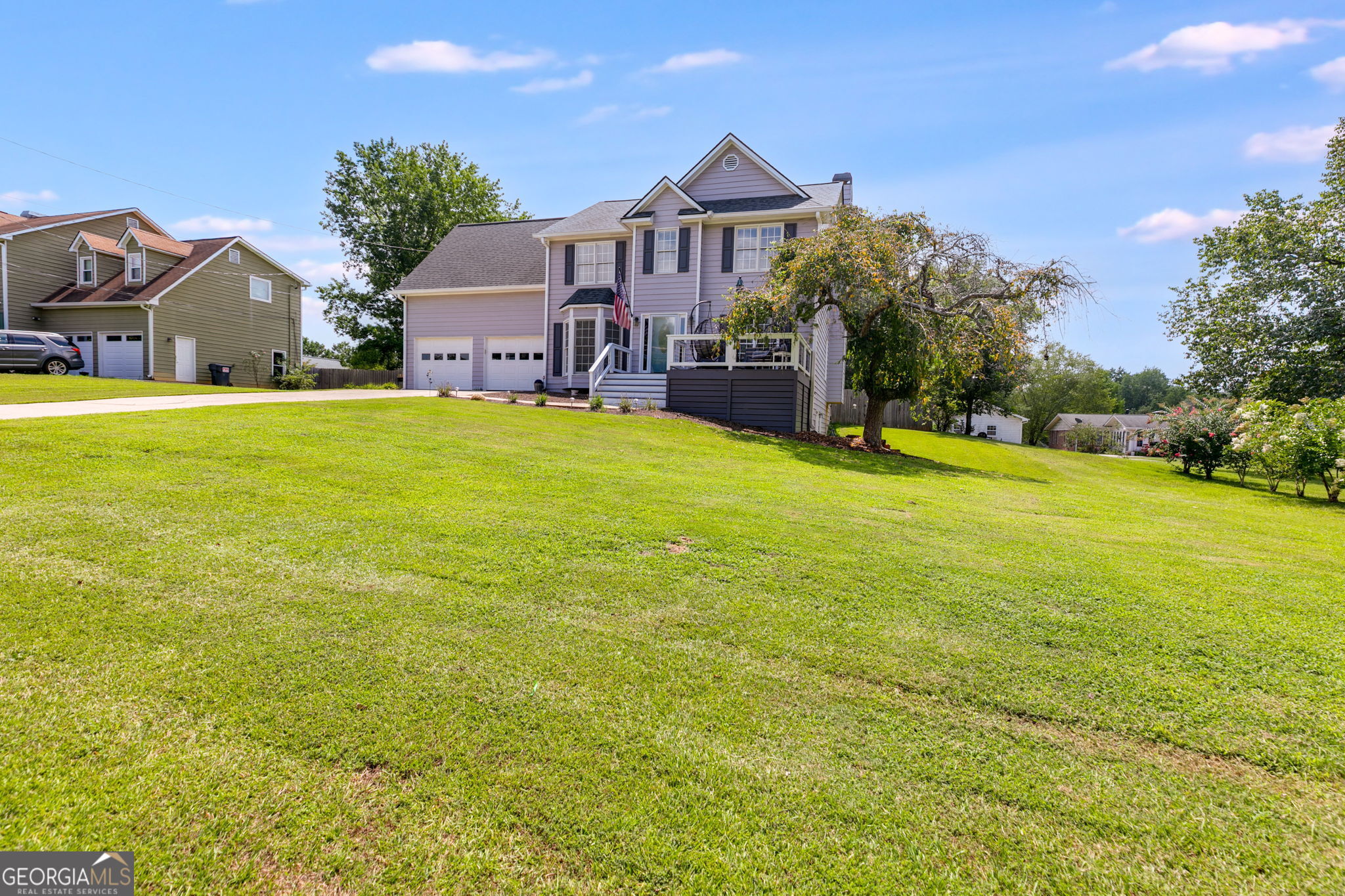 551 Hiram WAY
