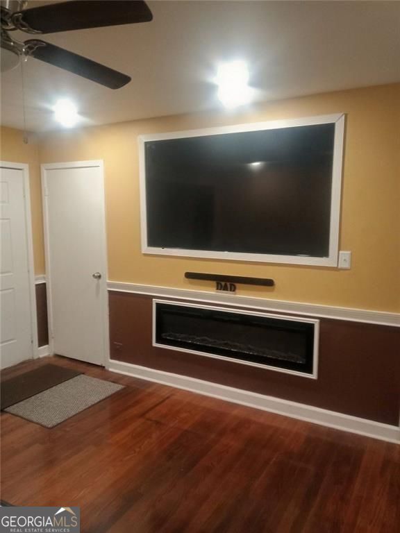 3249 Renault RD SE