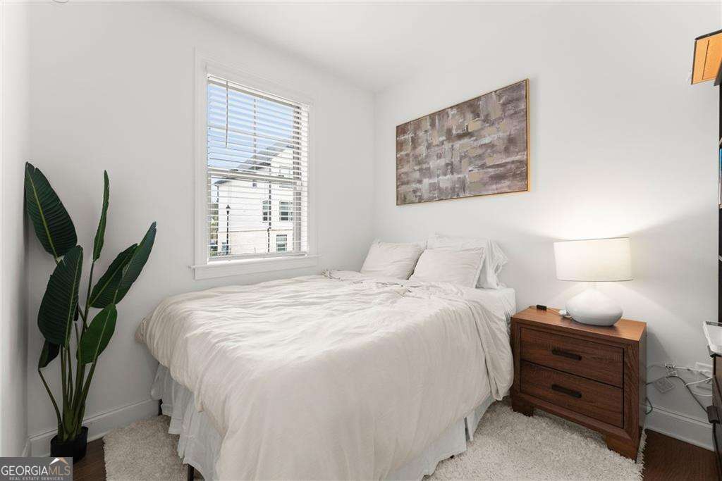 3943 Allegretto CIR SE