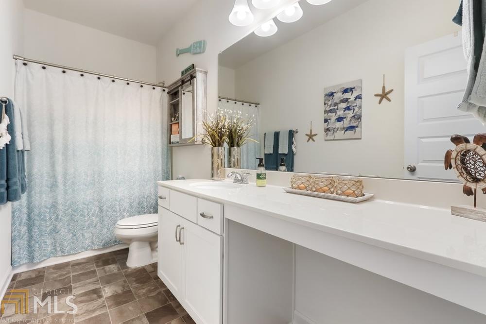 3 Seven 2 South - Residential