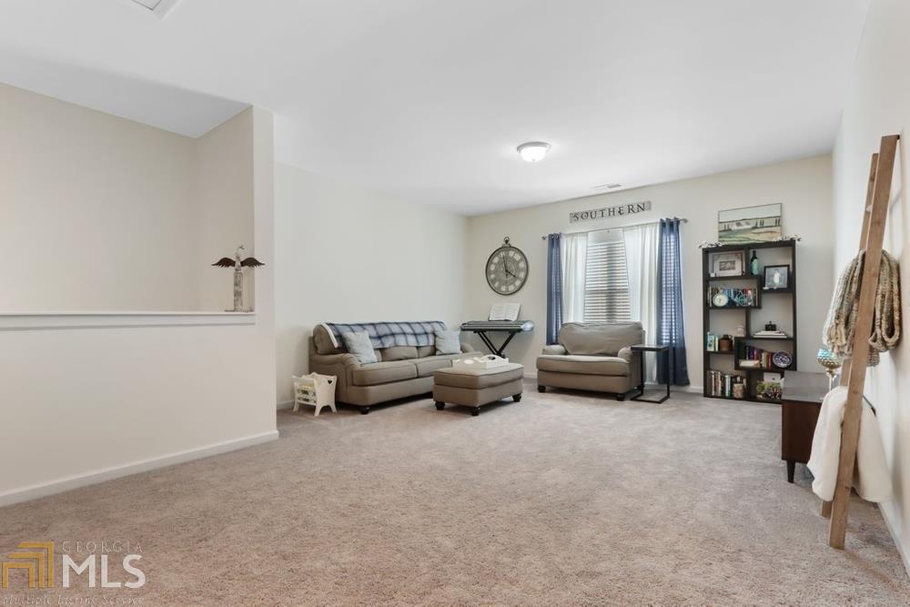 3 Seven 2 South - Residential