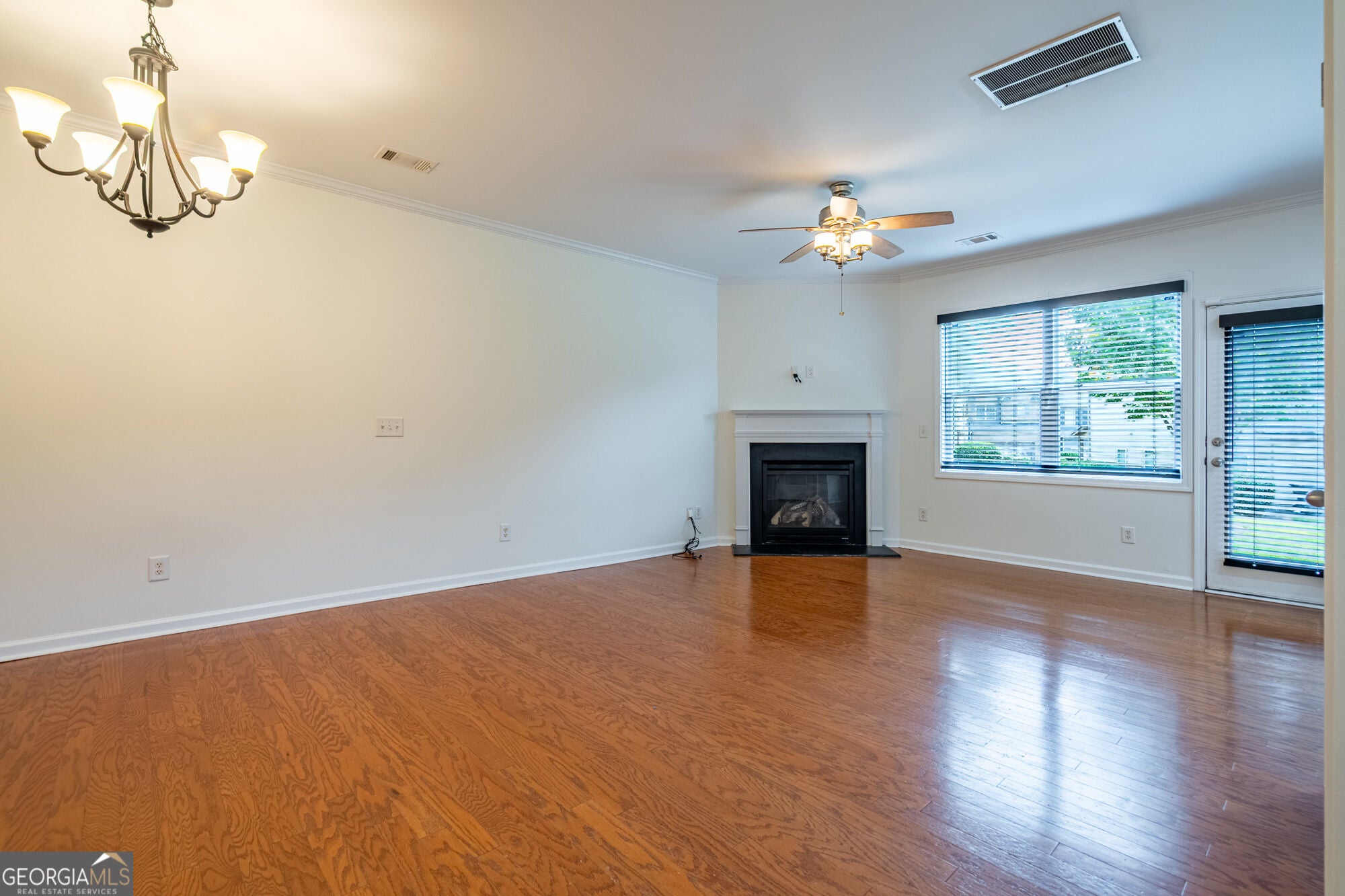 5621 Cobblestone Creek AVE 14