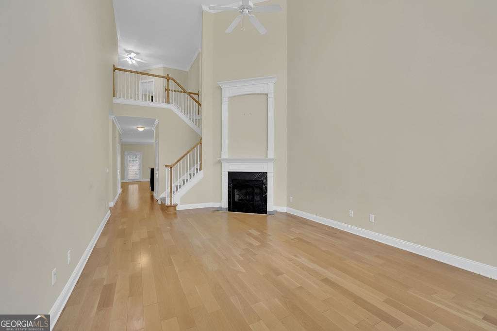 3003 Sterling CT