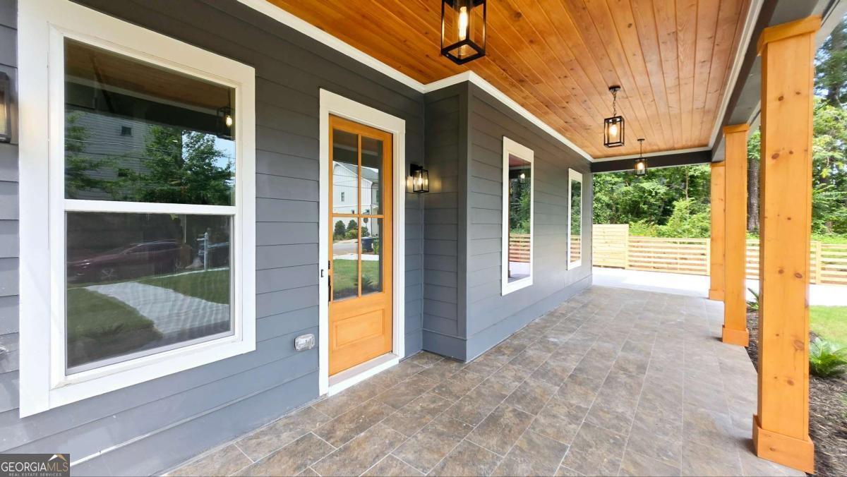 1197 Avondale AVE SE