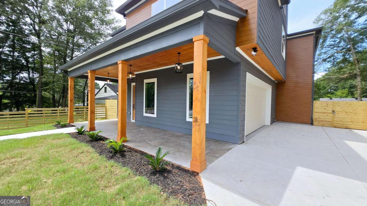 1197 Avondale AVE SE