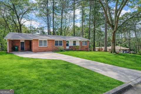 Photo of 3272 Kingston Road NW, Atlanta, GA 30318 (MLS # 10708946)
