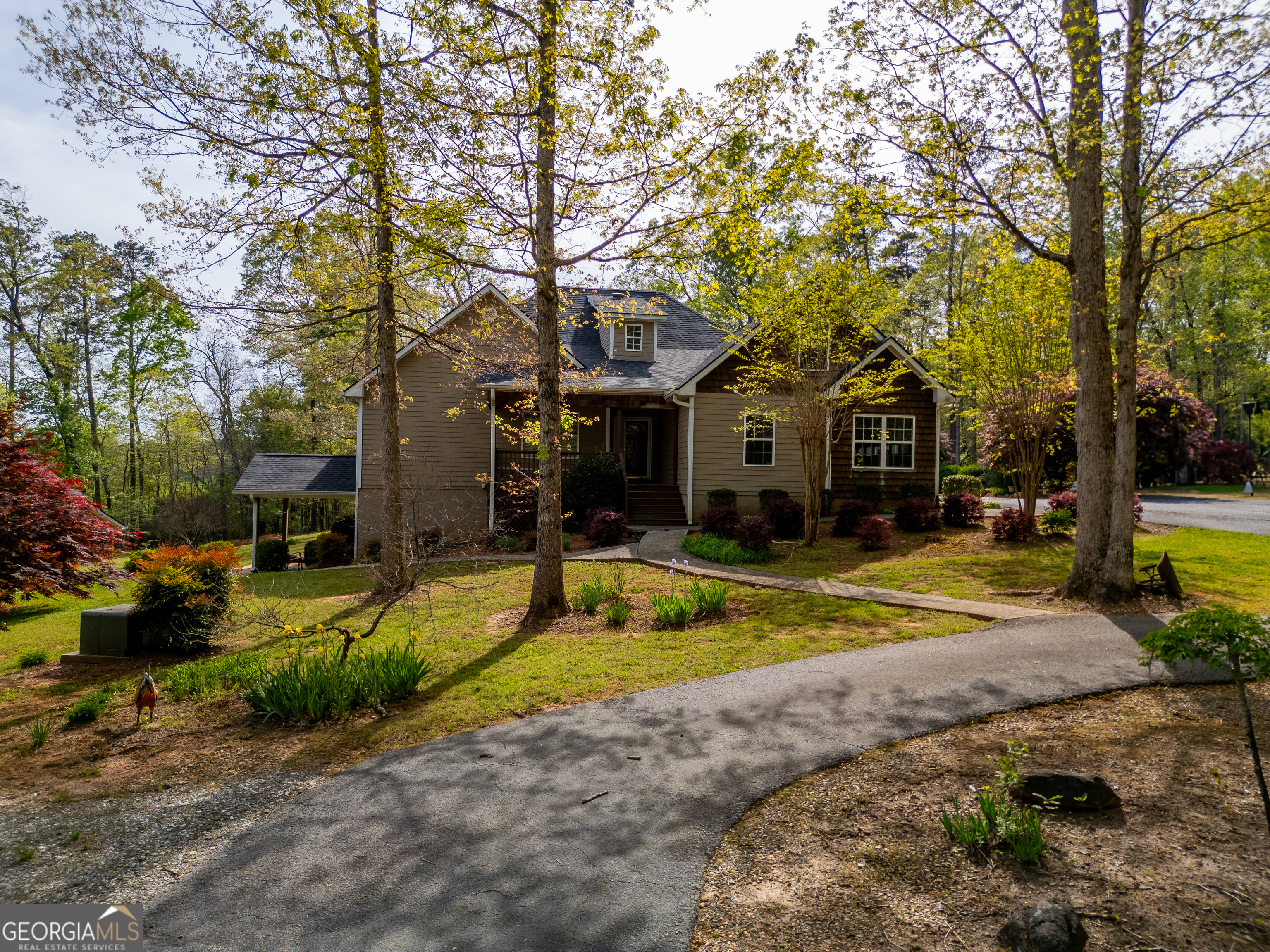 Clarkesville, Georgia 30523, United States, 4 Bedrooms Bedrooms, ,4 BathroomsBathrooms,Residential,Active,112662