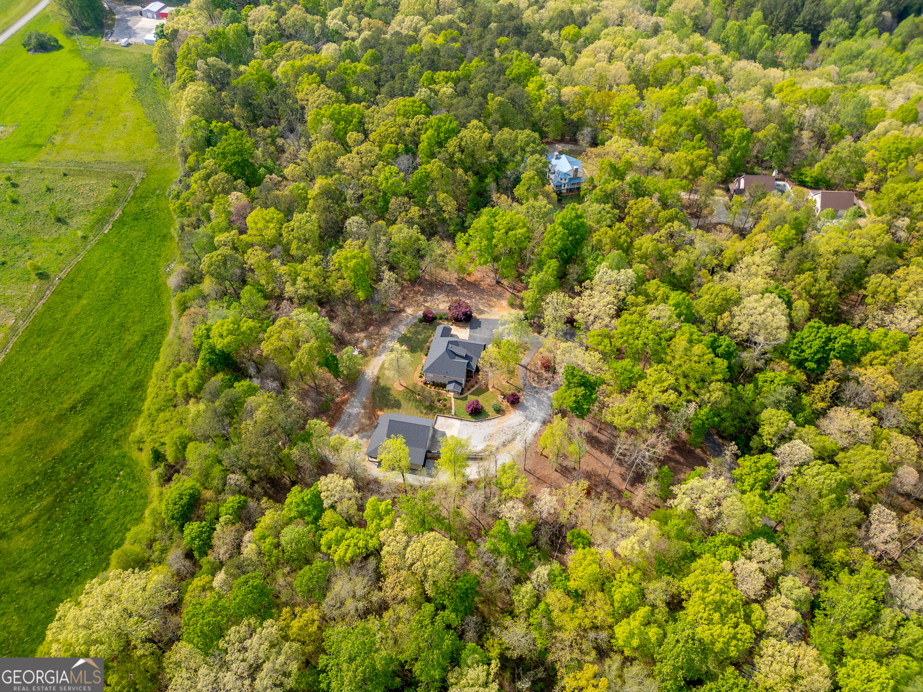 Clarkesville, Georgia 30523, United States, 4 Bedrooms Bedrooms, ,4 BathroomsBathrooms,Residential,Active,112662