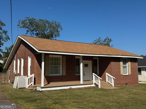 215 Church ST Edgefield SC 29824