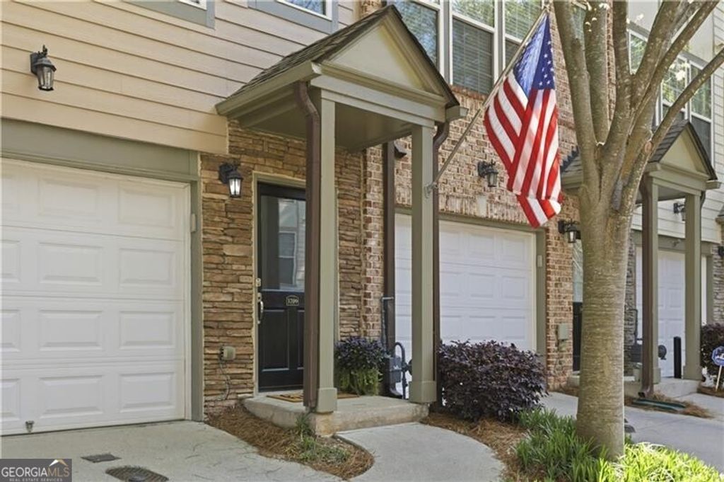 Photo of 3709 Ashford Creek Hill NE, Atlanta, GA 30319 (MLS # 10724768)