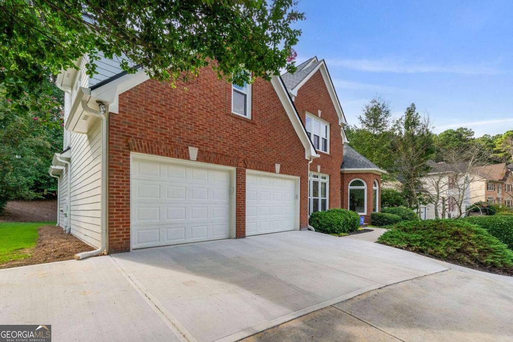 Photo of 542 Fairway Drive, Woodstock, GA 30189 (MLS # 10650888)