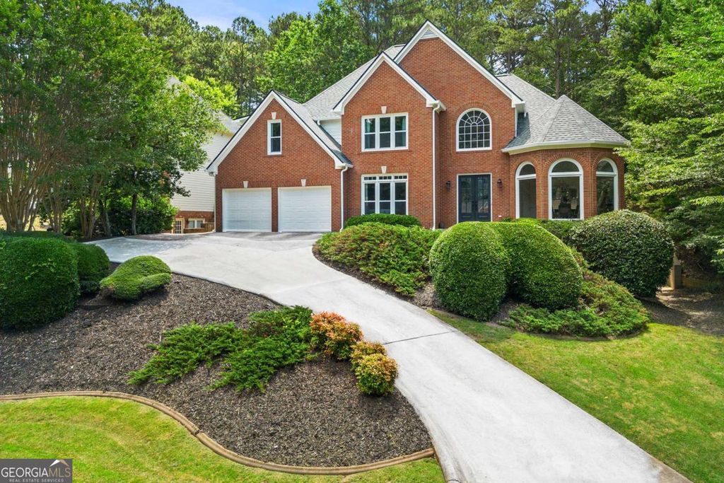 Photo of 542 Fairway Drive, Woodstock, GA 30189 (MLS # 10650888)