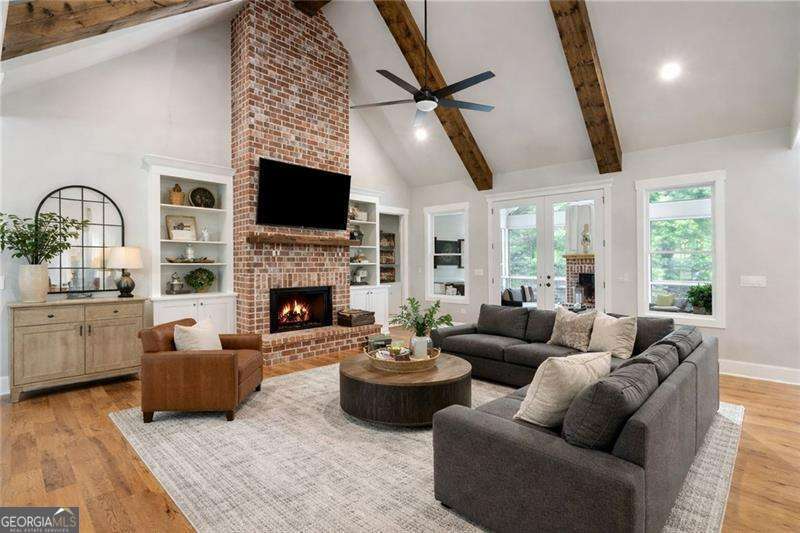 3511 Reavis Mountain #2 RD