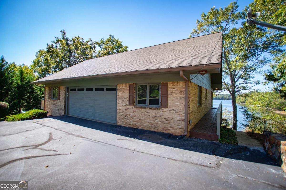 80 Cobblestone DR