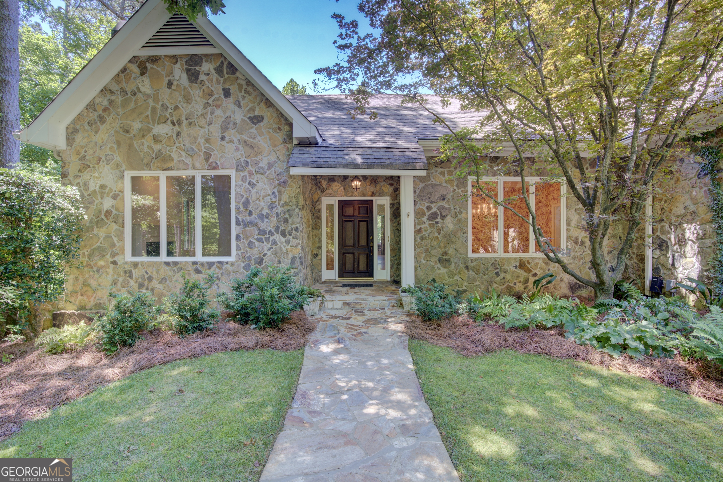 139 Shoals Ferry Road SE