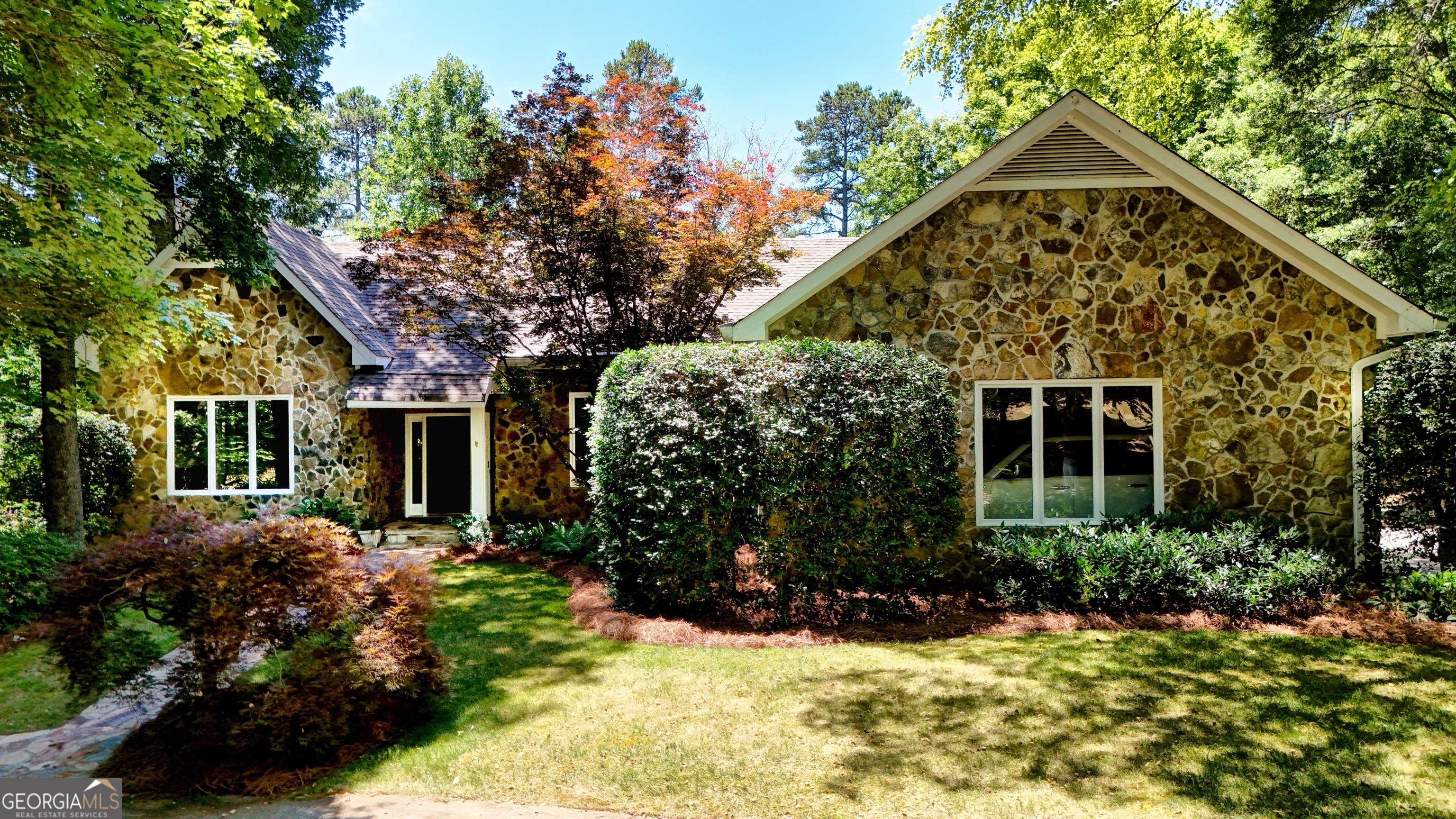 139 Shoals Ferry Road SE