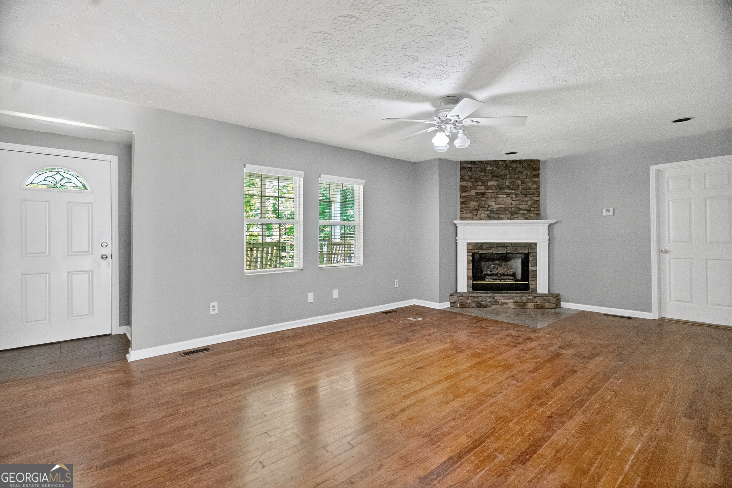 114 Caney Creek CT