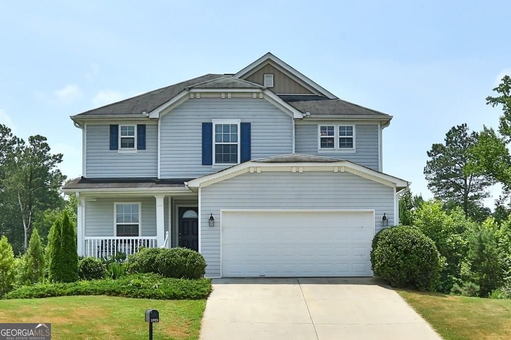 MOVE-IN READY WITH FINISHED BASEMENT! OPEN FLOOR PLAN HARDWOODS, GRANITE COUNTERS, SS APPLS, DOUBLE OVEN, UNDER CABINET LIGHTING- KITCHEN HAS IT ALL! BIG DINING AREA THAT SEATS 8+. UPSTAIRS HAS 3BD PLUS A BONUS/LOFT/OFFICE AREA. OVERSIZED MASTER W/WALKIN CLOSET. HUGE WINDOWS WITH SO MUCH NATURAL LIGHT THROUGHOUT THE ENTIRE HOME!! FINISHED BASEMENT WITH ENTRANCE TO BACKYARD! BIG DECK WITH FENCED YARD FOR PETS. LOT IS THE MOST PRIVATE WITH ALMOST 1/3 ACRE AND NO ONE BEHIND YOU. GREAT LOCATION-2 MINS TO 400, SHOPPING, GREAT SCHOOLS, AND PARKS.