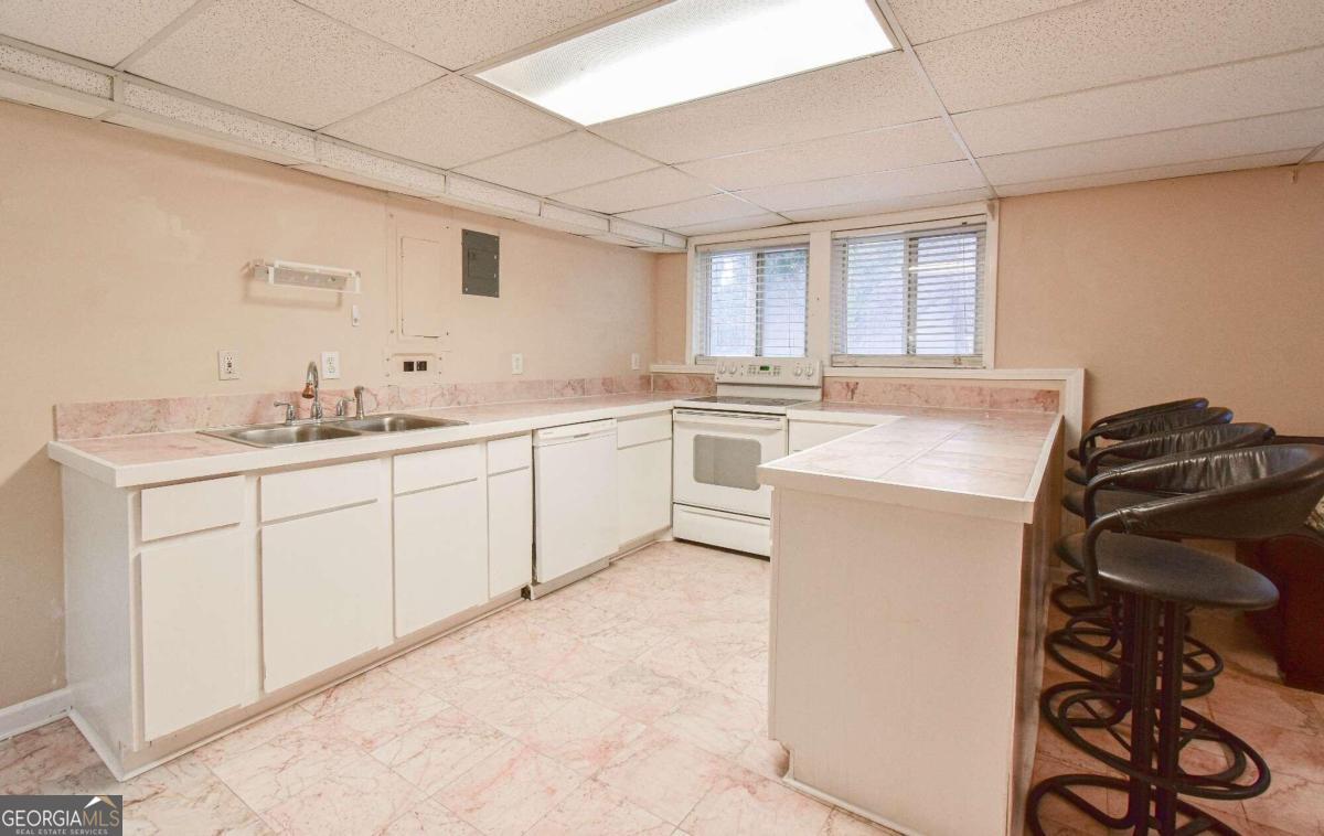 Somerset - Residential Lease