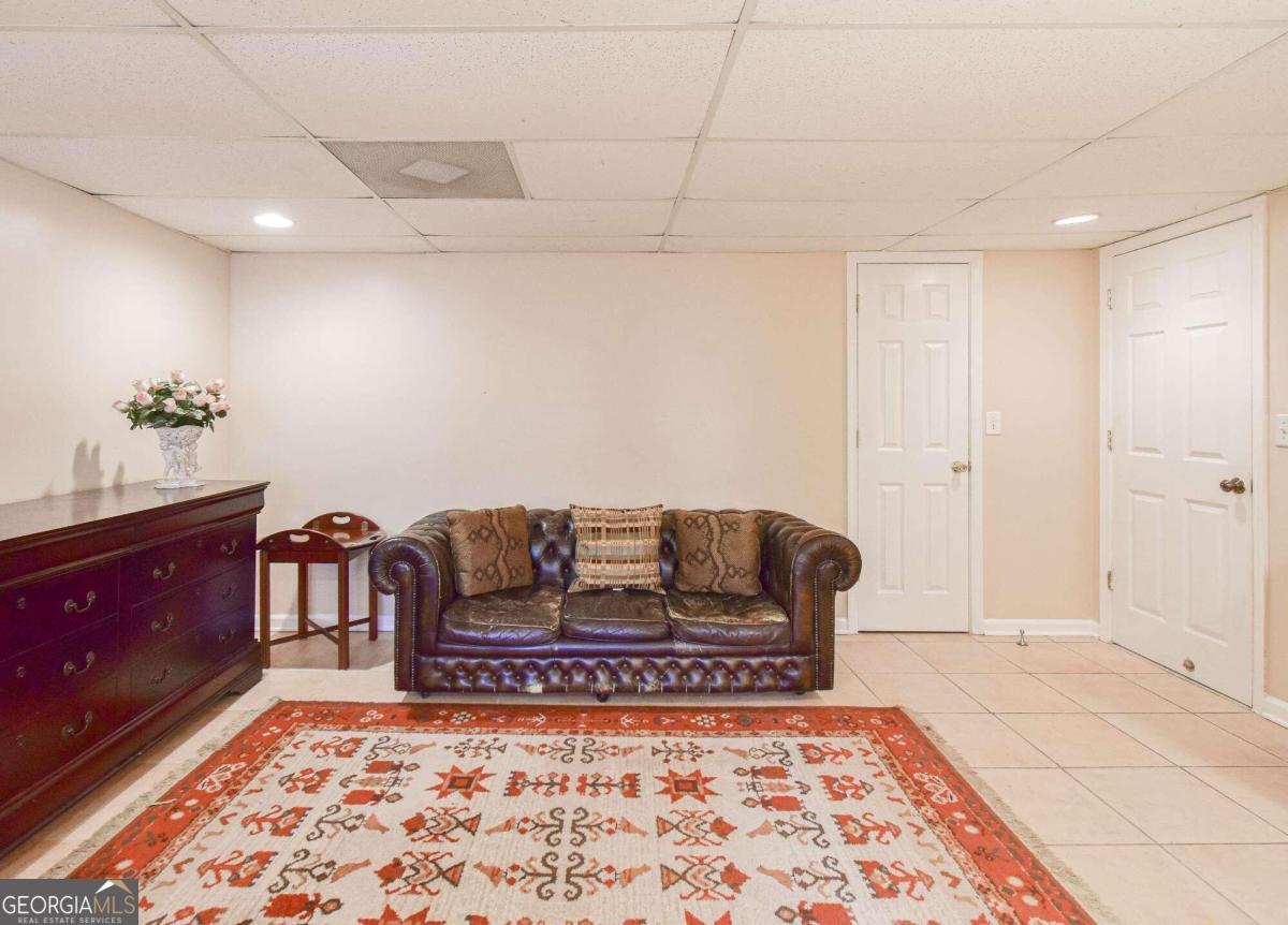Somerset - Residential Lease