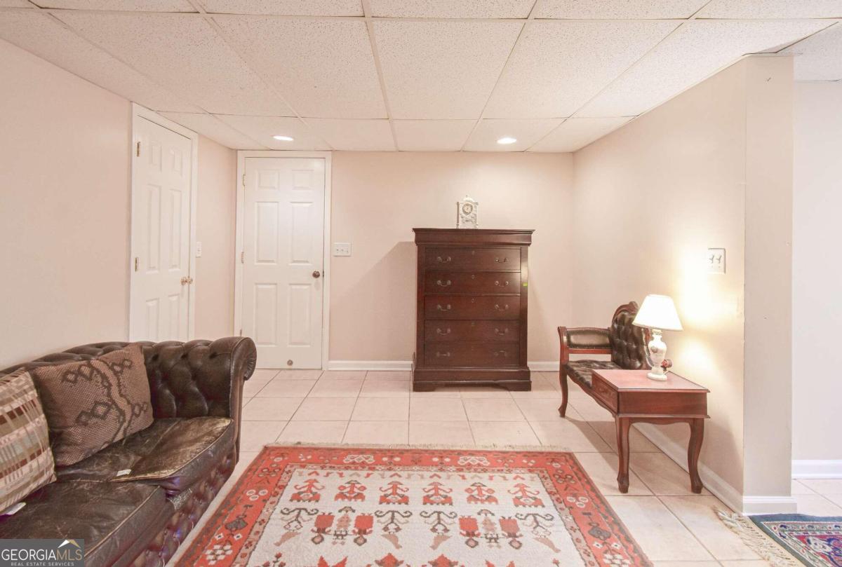 Somerset - Residential Lease