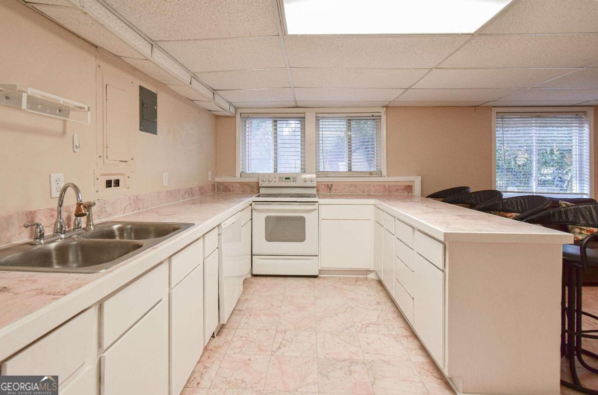 Somerset - Residential Lease